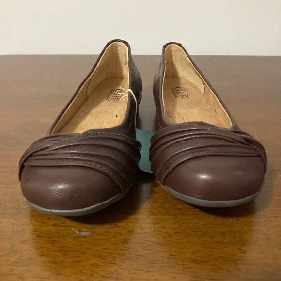 New Cliffs by White Mountain Cognac Brown Smooth Clara Flats Women’s Size 9M - Picture 2 of 8